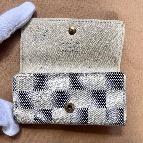 Louis Vuitton Damier Azur Key Holder - Picture 4 of 17